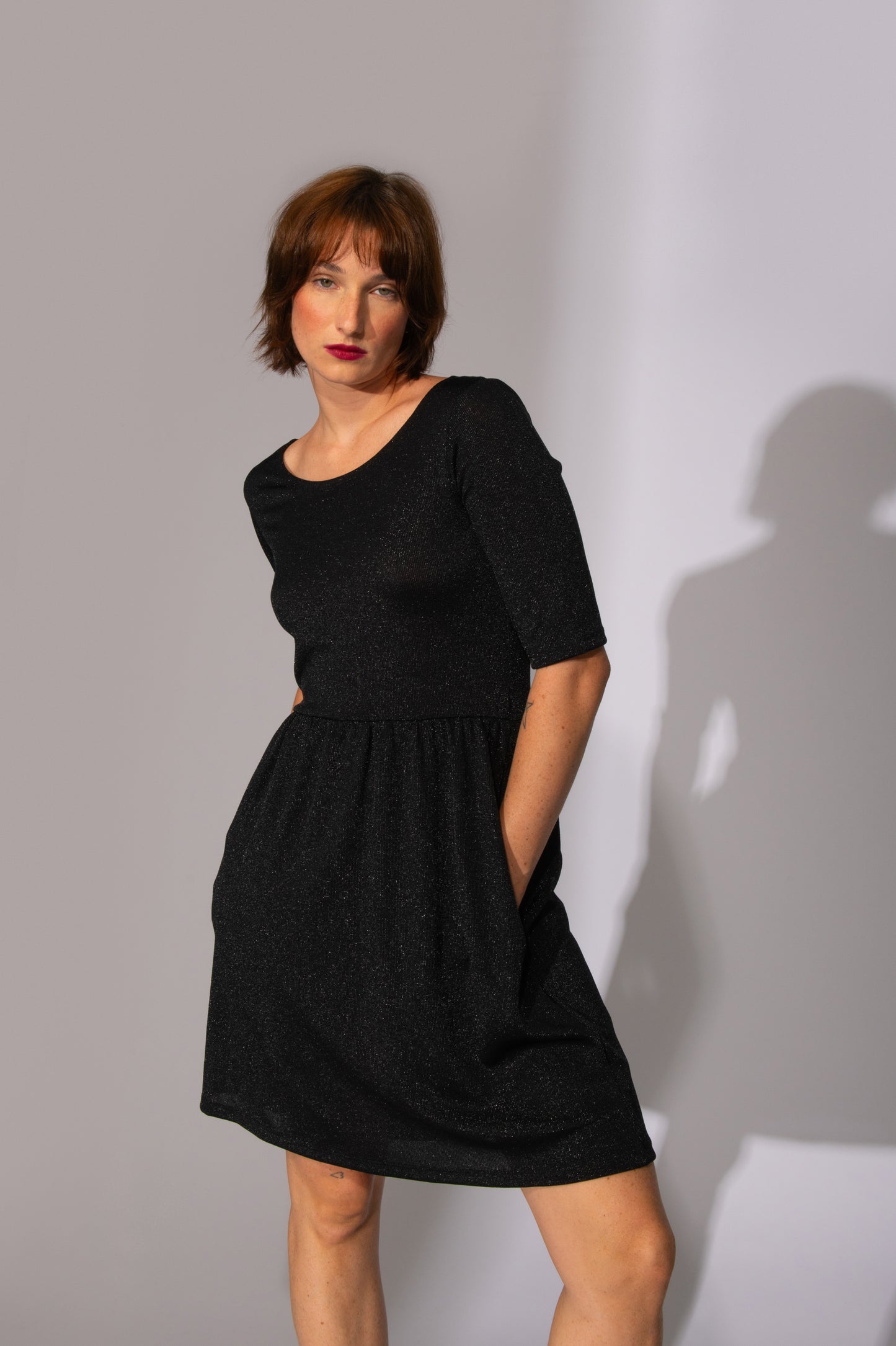 Robe Ample Smith scintillant noir