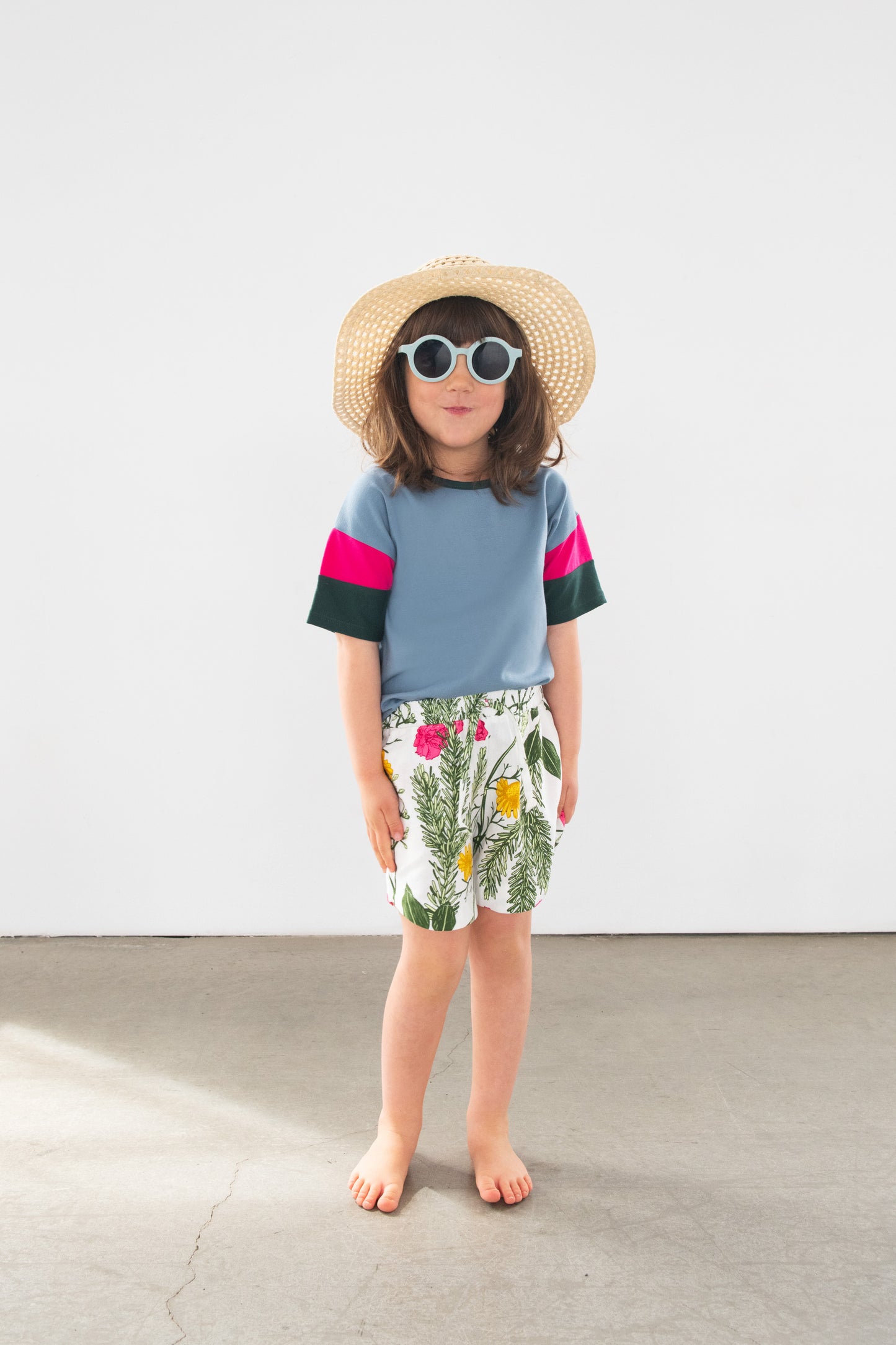 T-Shirt pour enfants bleu avec découpe