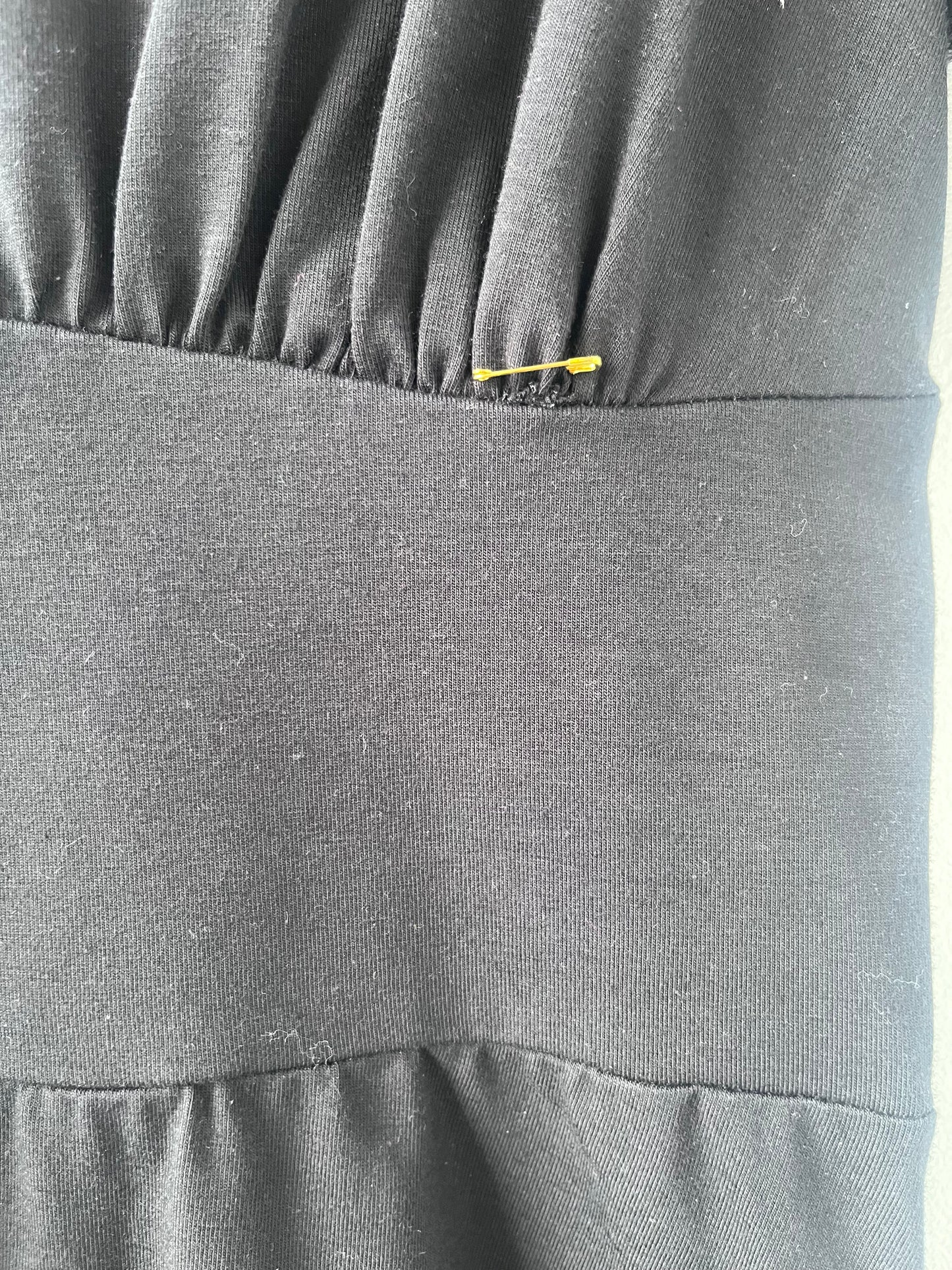 Robe Tulipe noire XS DEFECT