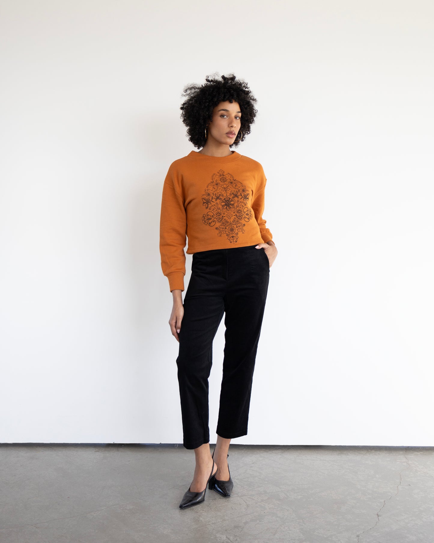 chandail molletonné sérigraphié Hannay orange brulé