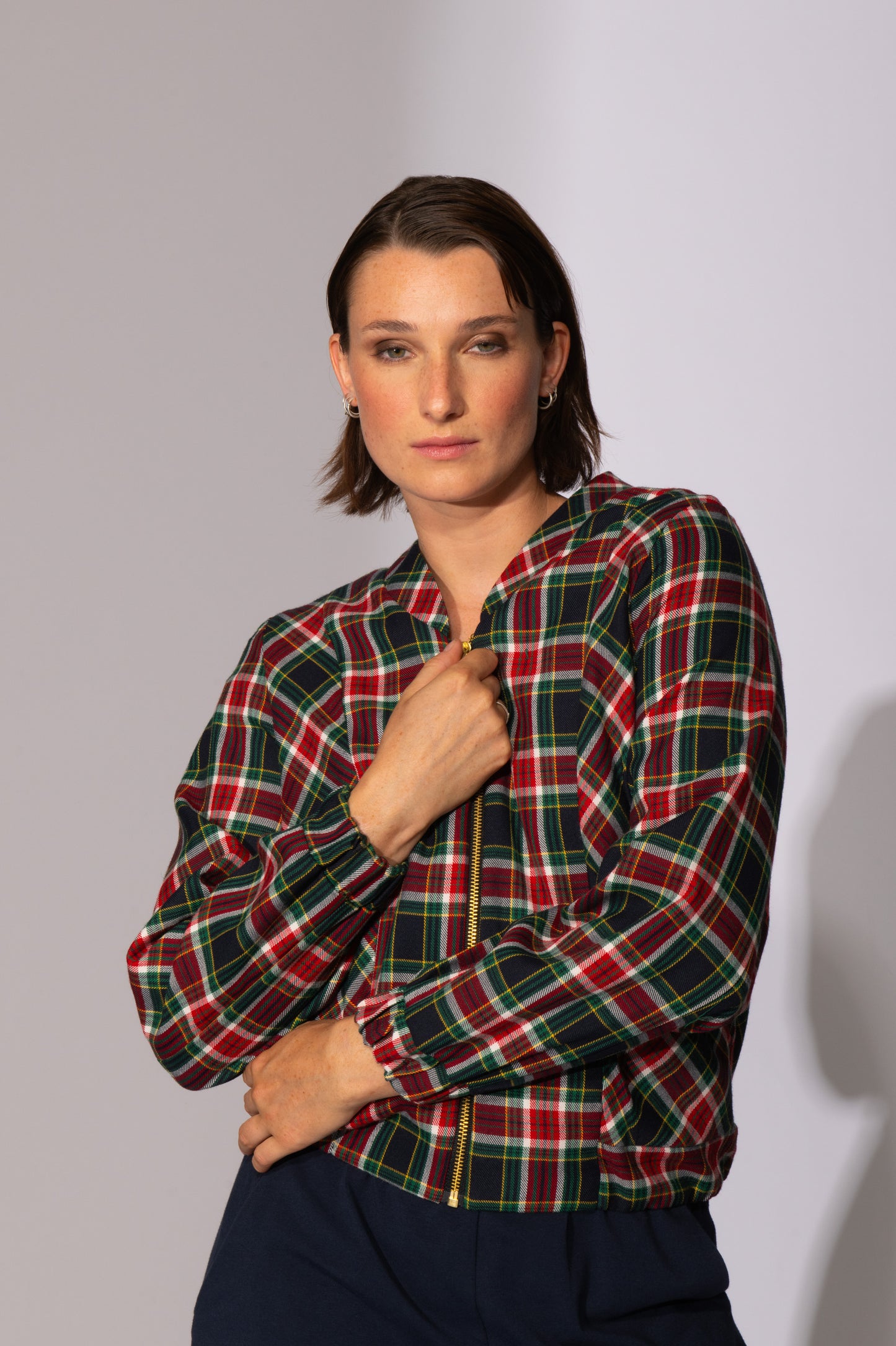 Blouson zip tartan carreaux blanc rouge Redrawn 