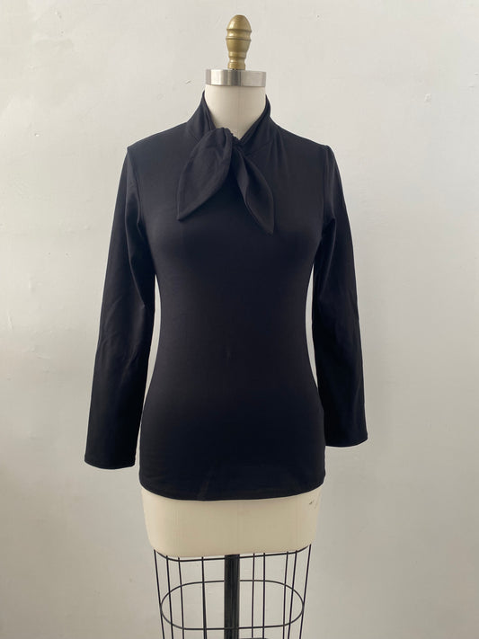 Mackenzie bow top black