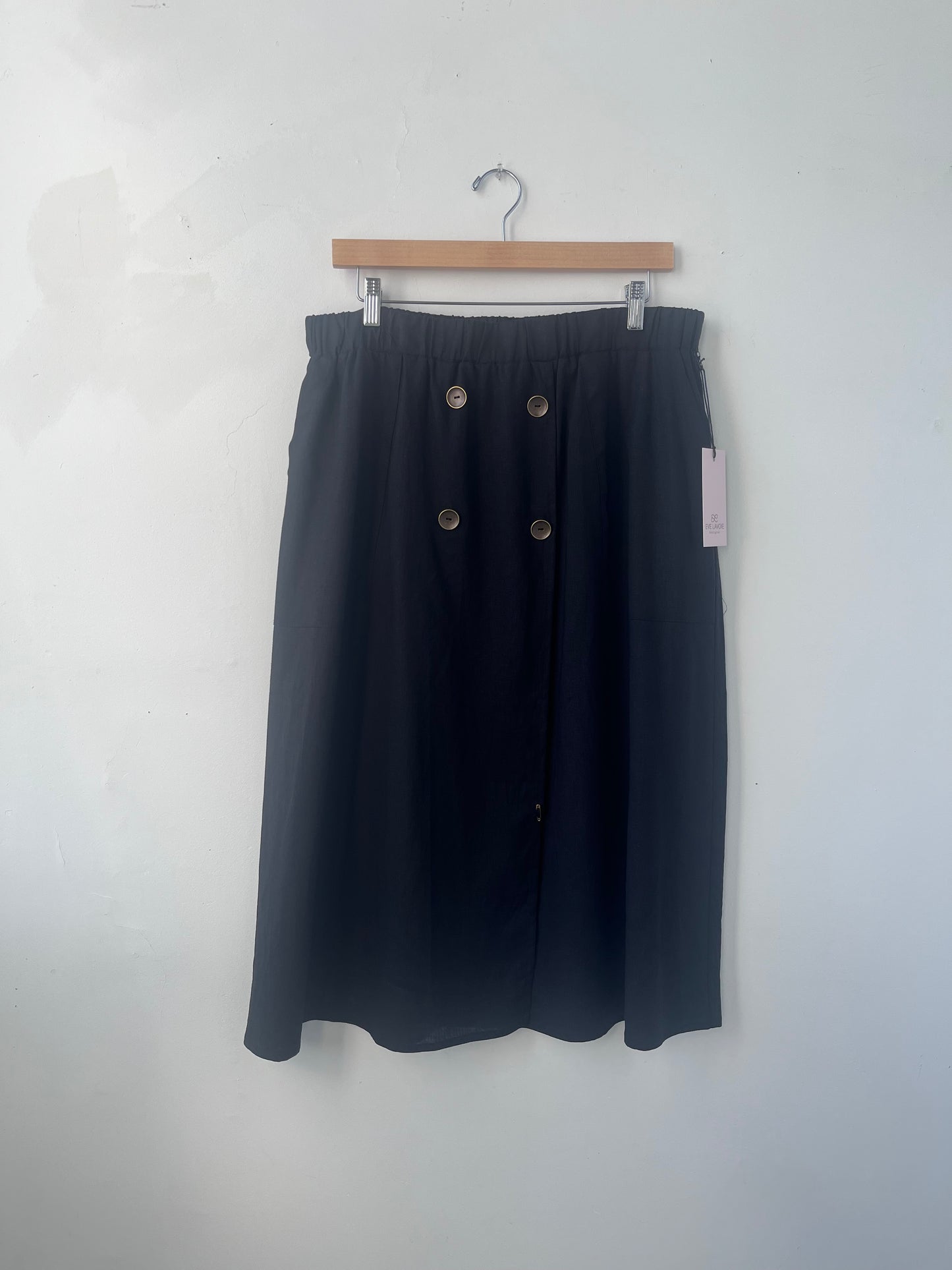Jupe en porte-feuille noire Nymphéa XL DEFECT