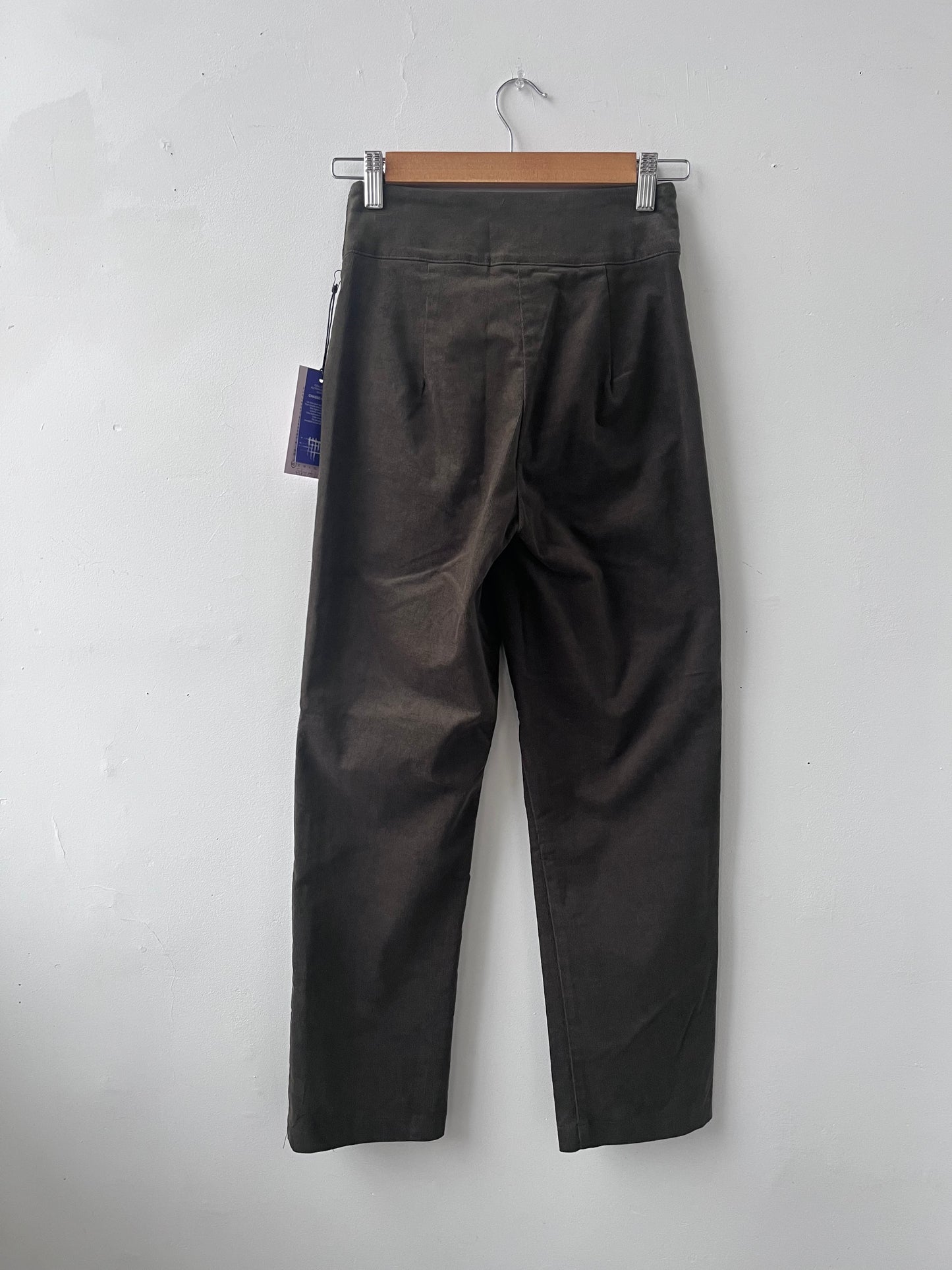 Pantalon corduroy Graham olive XS ÉCHANTILLON
