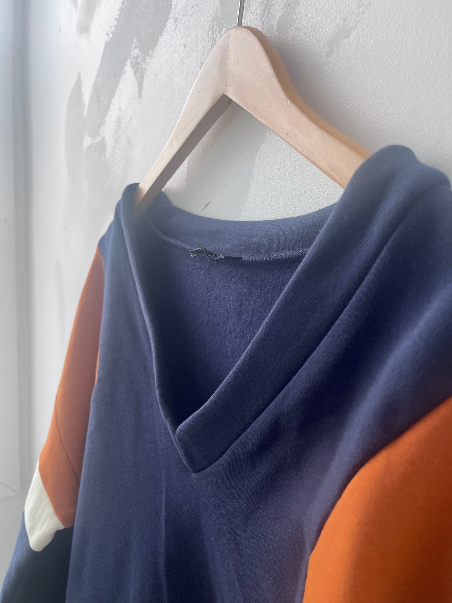 Chandail molletonné Sinclair bleu marine L DEFECT