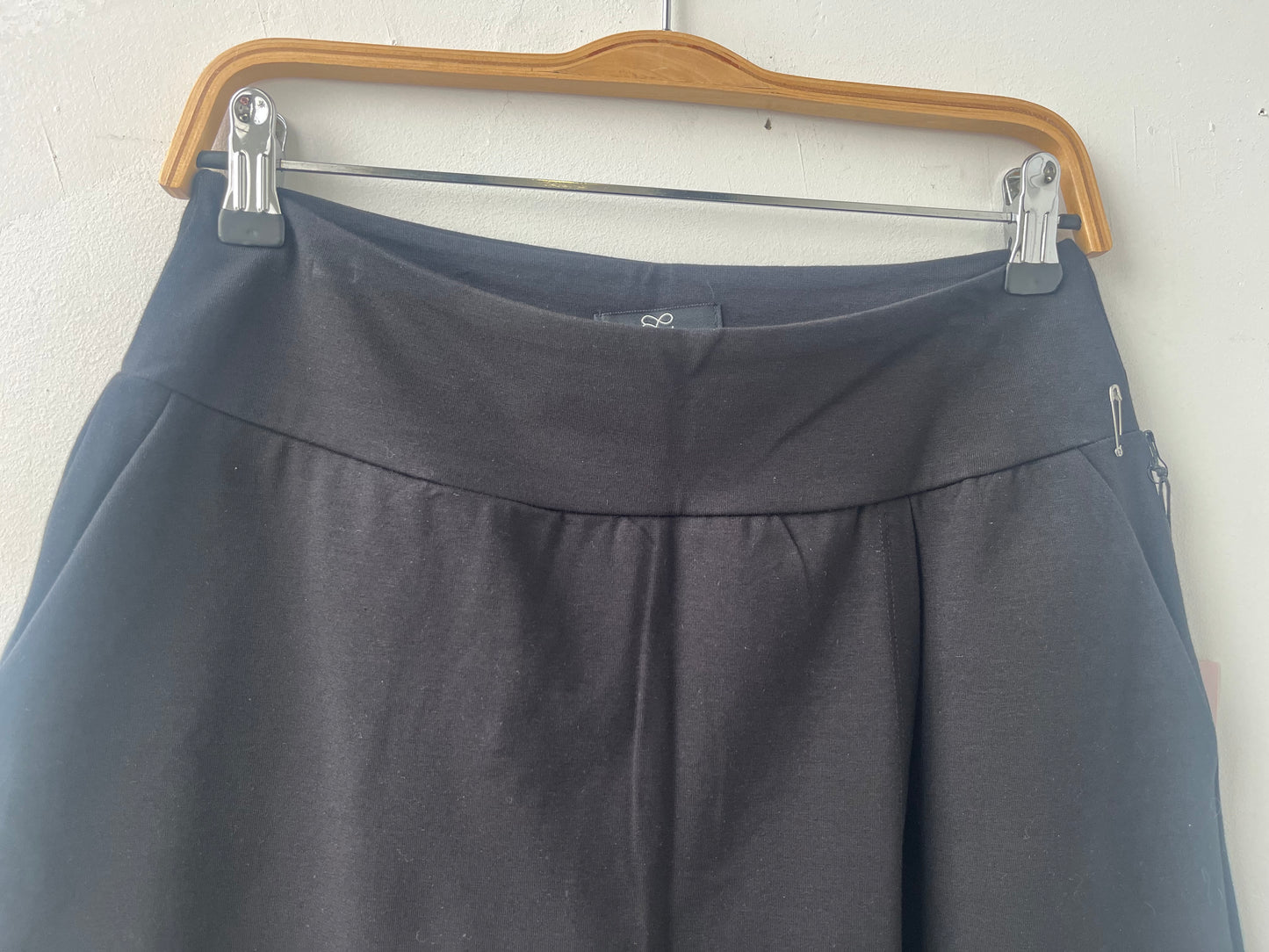 Jupe short Campanule noir M DEFECT